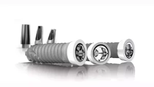 تجهیزات جراحی ایمپلنت 2 چالشهای استفاده از تجهیزات جراحی ایمپلنت